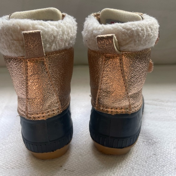 Baby Gap Nayy and Gold Winter Rain Duck Boots Faux Fur Toddler Sz 7T/8T - Picture 3 of 5